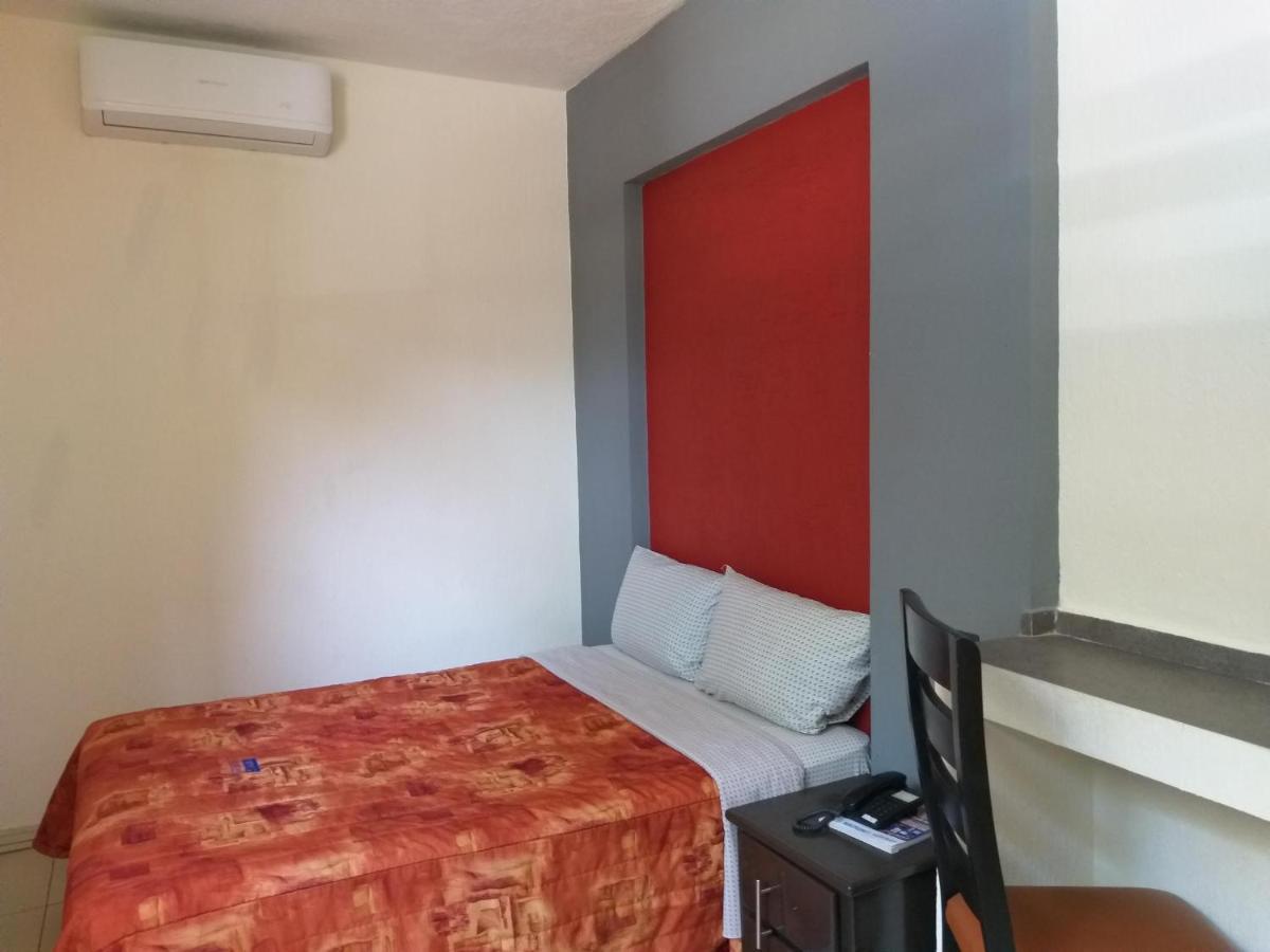 Hotel Jorge Alejandro Guadalajara Extérieur photo