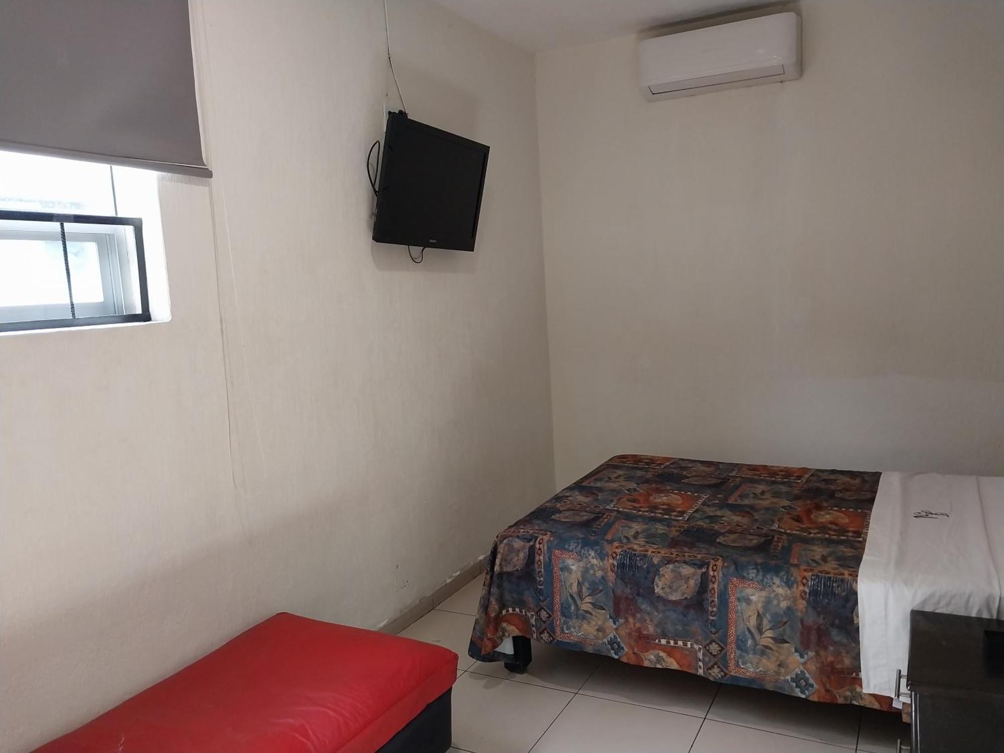 Hotel Jorge Alejandro Guadalajara Extérieur photo